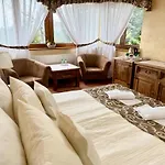 Dwor Karolowka 3*