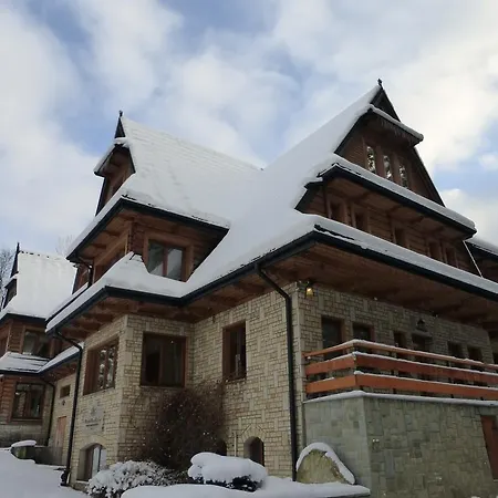 Hotel Dwor Karolowka