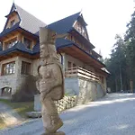 Dwór Karolówka 3*
