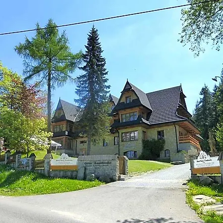 Dwor Karolowka 3*