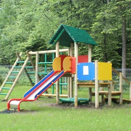 Dwor Karolowka זקופאנה