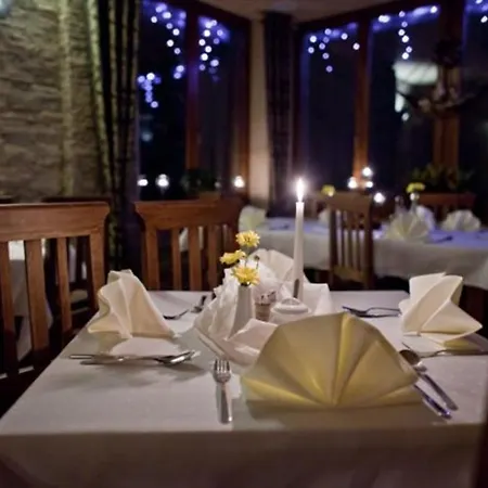 Dwór Karolówka 3* Zakopane