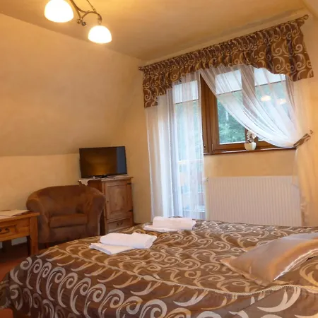 Dwor Karolowka 3* זקופאנה