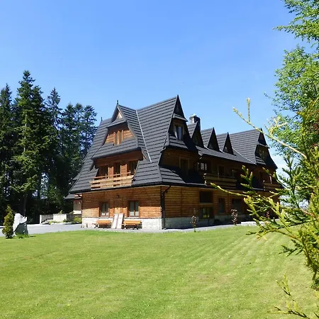 Dwor Karolowka מלון זקופאנה