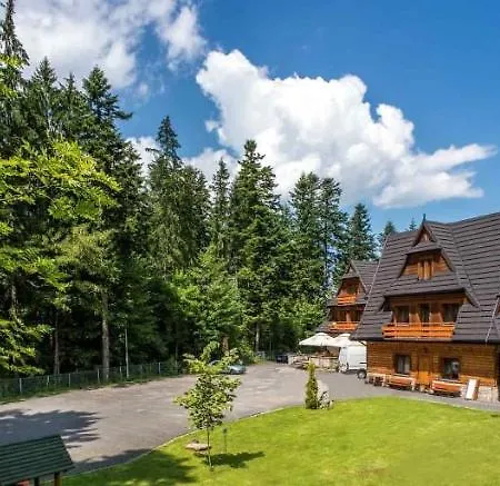 מלון Dwor Karolowka 3*