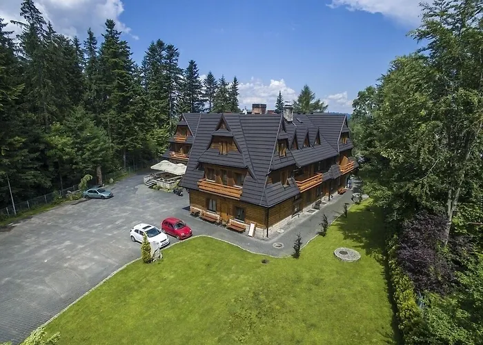 Dwor Karolowka Hotel