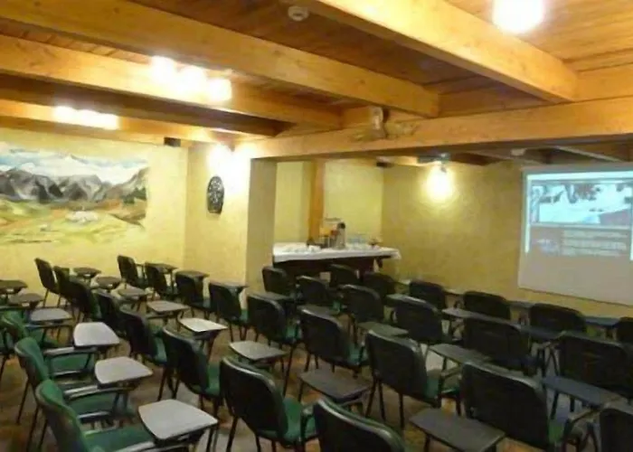 Hotel Dwor Karolowka