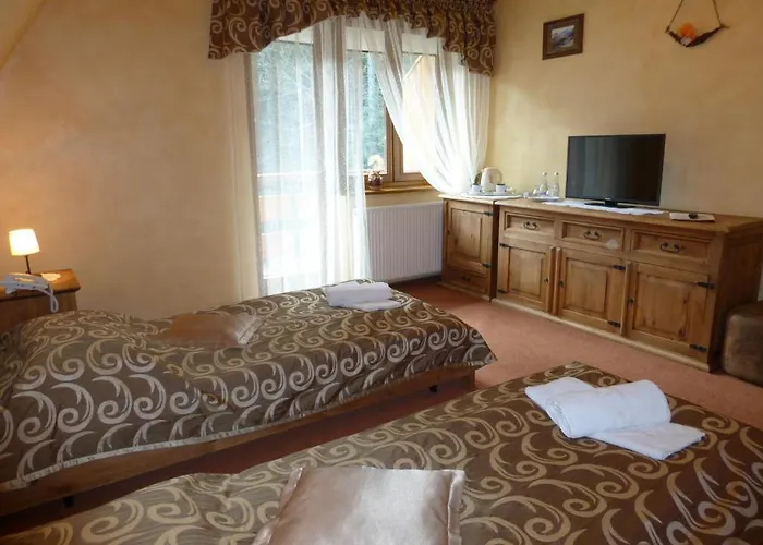 Dwor Karolowka Hotel