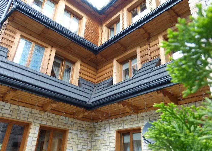 Dwór Karolówka Hotel